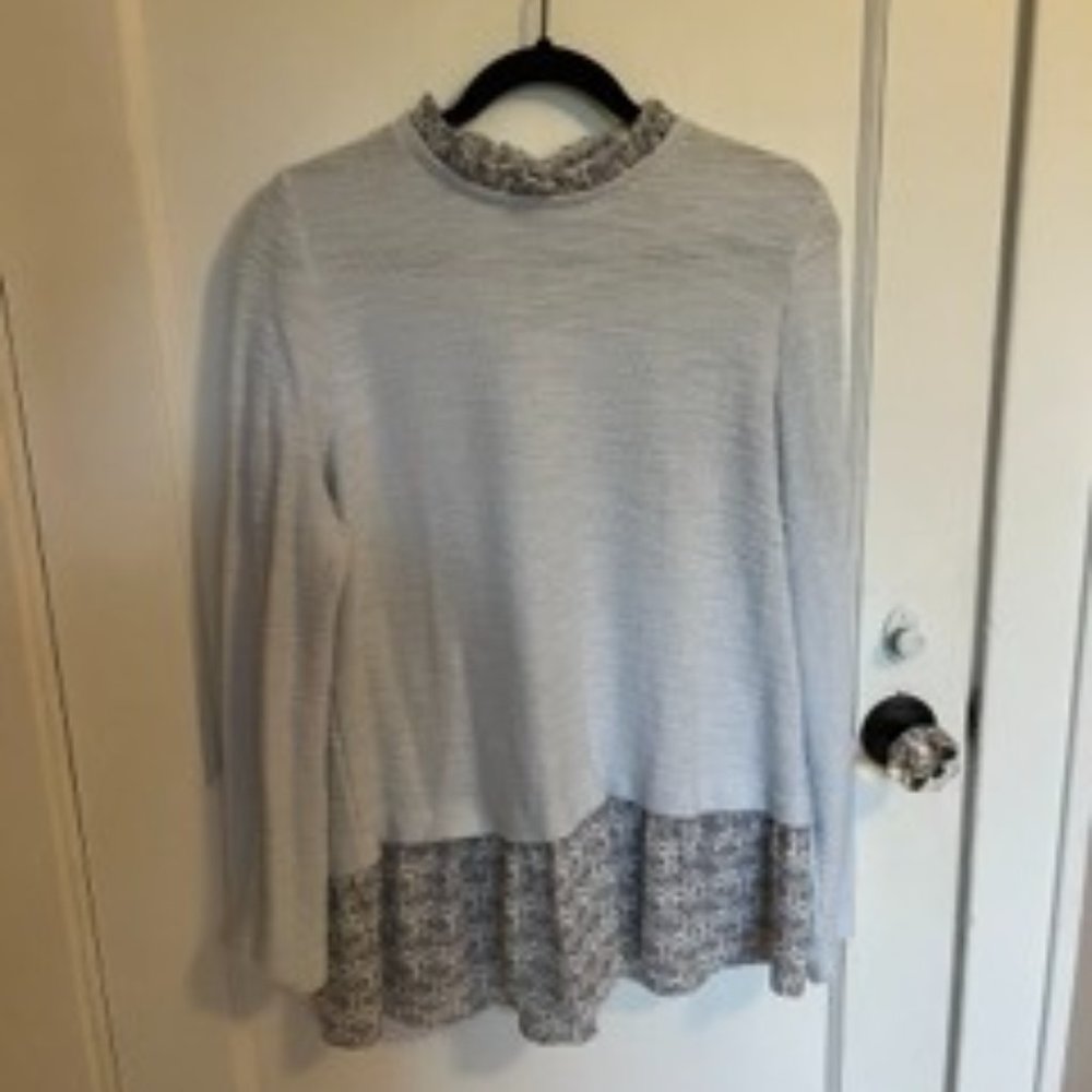 LOFT Sweater Light Blue & Floral - Size Medium